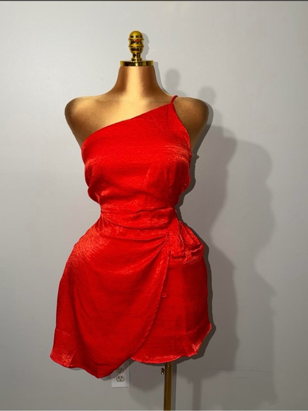 Peach Love California One-Shoulder Red Satin Mini Dress